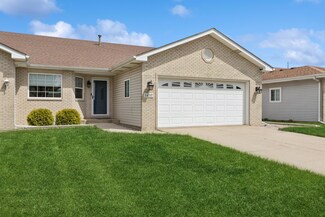 1437 Rokosz Ln Unit 2, Dyer, IN 46311