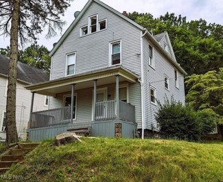 1734 Manchester Rd, Akron, OH 44314