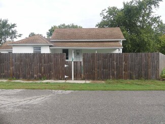 300 Hubert St, Marion, IN 46952