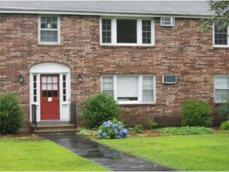 5 Myles Standish Dr Unit 11, Haverhill, MA 01835