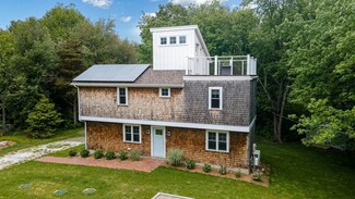 22 Pleasant View Dr, Little Compton, RI 02837