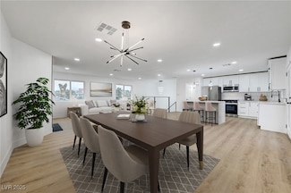 2521 Richfield Blvd, Las Vegas, NV 89102