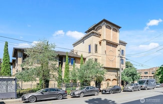 745 Bellevue Ave E Unit 201, Seattle, WA 98102