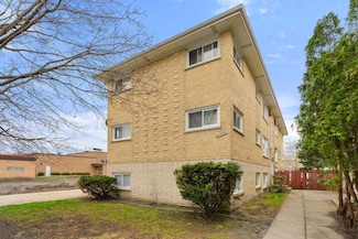 4030 Joliet Ave Unit 1, Lyons, IL 60534