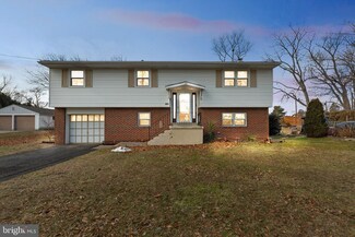 301 Central Ave, Glendora, NJ 08029