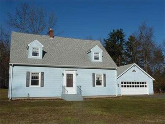 106 State St, Palmer, MA 01069