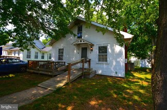 616 Charles Ave, Deale, MD 20751