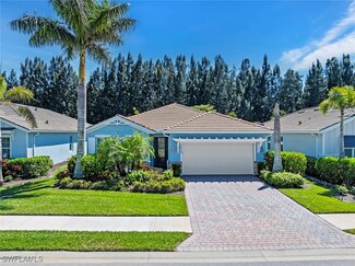 14559 Topsail Dr, Naples, FL 34114