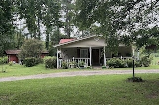 121 Atlantic Ave, Barnwell, SC 29812