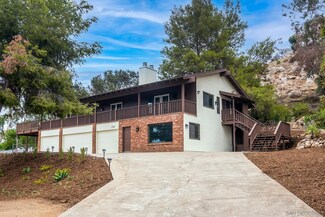 1716 Balanced Rock Ln, El Cajon, CA 92019