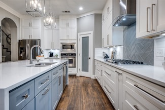 8230 Carter St, Lantana, TX 76226