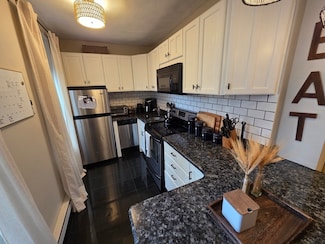 8 Battery St Unit 9, Boston, MA 02109