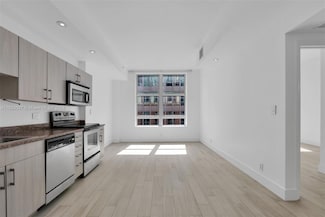 111 E Flagler St Unit 902, Miami, FL 33131