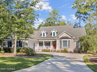113 Perquimans Dr, Chocowinity, NC 27817