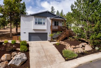 2118 NW Black Pines Place, Bend, OR 97701