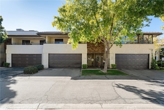 236 Hawk Ln, Palmdale, CA 93551