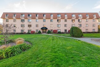 119 Grove St Unit 234, Rockland, MA 02370