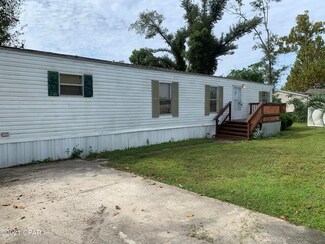 939 Taylor Dr, Panama City, FL 32404
