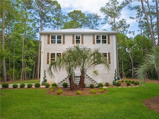 160 Butler Lake Dr, Saint Simons Island, GA 31522