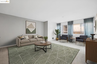 360 Vernon St Unit 205, Oakland, CA 94610