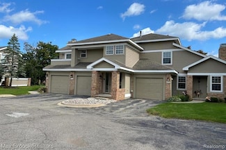 6635 Bellows Ct Unit 65, West Bloomfield, MI 48322