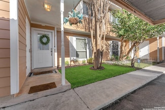 7322 Oak Manor Dr Unit 19, San Antonio, TX 78229