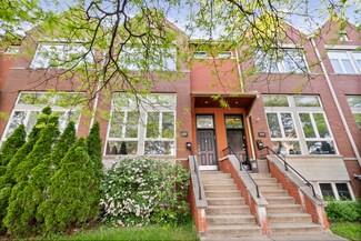 6330 N Sacramento Ave, Chicago, IL 60659