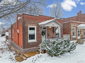 3800 Fairview Ave, Saint Louis, MO 63116