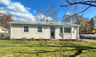 41 Queensbury Dr, Springfield, MA 01129