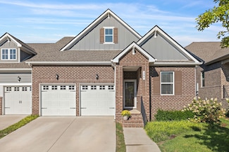 395 Gingerwood Ln, Hendersonville, TN 37075