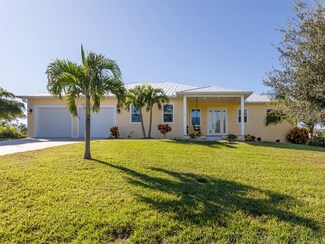 301 Roberts Rd, Nokomis, FL 34275