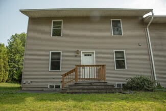 66 King St Unit D, Hatfield, MA 01038
