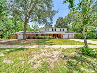 628 Camborne Ave NE, Fort Walton Beach, FL 32547