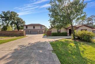 17717 Wild Oak Dr, Houston, TX 77090