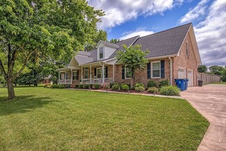 2923 Kerry Ln, Murfreesboro, TN 37128