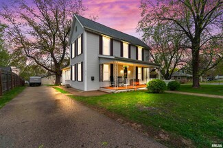 6114 S Adams St, Bartonville, IL 61607