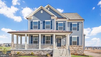 182 Holly Springs Dr, Charles Town, WV 25414
