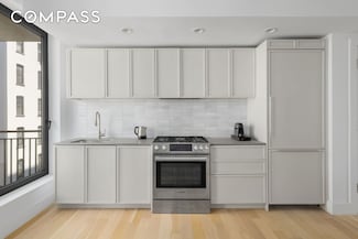 111 Montgomery St Unit 5R, Brooklyn, NY 11225