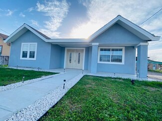 2985 Rodriguez St, Eagle Pass, TX 78852