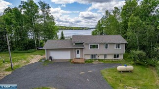 7708 Murphy Lake Rd, Eveleth, MN 55734