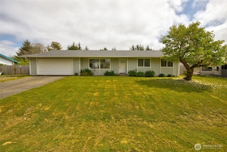 43 Etta Place, Hoquiam, WA 98550