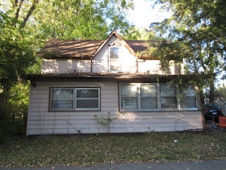 1204 W Hill St, Urbana, IL 61801