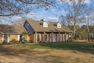 276 E Bessie St, Coushatta, LA 71019