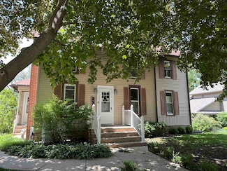 238 S Walnut St, Stillman Valley, IL 61084