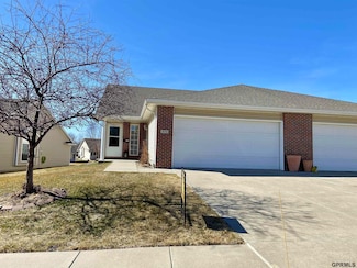 1838 N 176th Plaza, Omaha, NE 68118