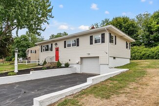 15 Anderson Dr, Methuen, MA 01844