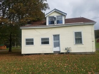 1647 Crumb Hill Rd, de Ruyter, NY 13052