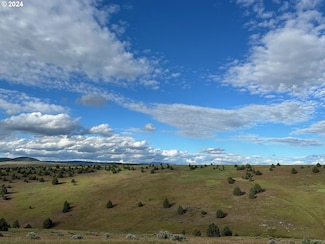 0 Industrial Park Rd Unit 24388826, John Day, OR 97845