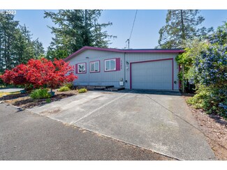 1265 Avenue B, Seaside, OR 97138