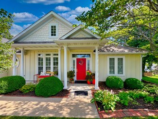 2301 Roslyn Ct, Columbia, MO 65203